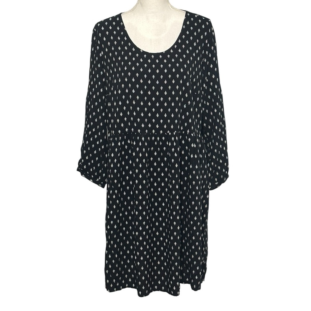 Old Navy Black/White Geometric Print 3/4 Sleeve Scoop Neckline Dress NWOT